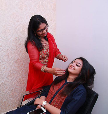 Ima Beauty Parlour And Beauty Spa in Irinjalakuda and Perinjanam, Thrissur. Beauty saloon, Beauty Clinic, Services - Bridal Makeup, Wedding makeup, PEDICURE, MANICURE, Nail Art, Full body waxing, Hair Colouring, Hair styling, Pimple Treatment, Hair Spa, Hair treatment